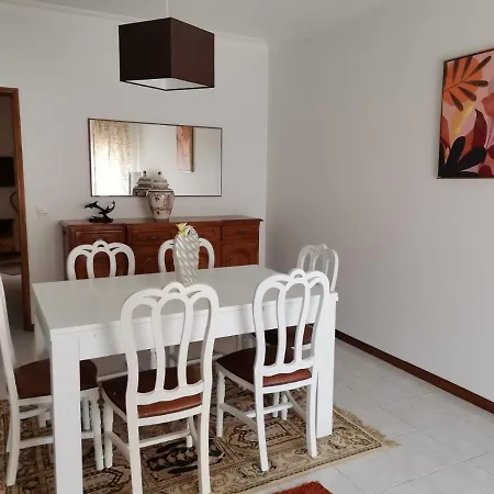 Ribeiro's Апартаменты *